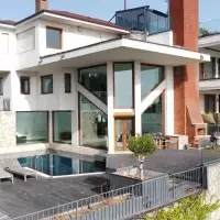 Вилла в Турции, Стамбул, 600 кв.фт.