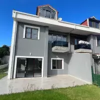 Вилла в Турции, Стамбул, 350 кв.фт.