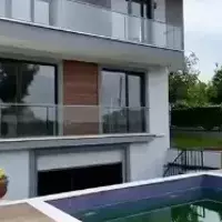 Вилла в Турции, Стамбул, 400 кв.фт.