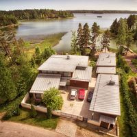 House in the big city, in the forest, at the seaside in Finland, Helsinki, 629 sq.m.