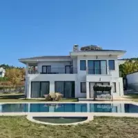 Вилла в Турции, Стамбул, 350 кв.фт.