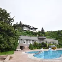 Вилла в Турции, Стамбул, 1200 кв.фт.