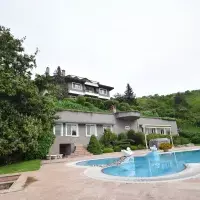 Вилла в Турции, Стамбул, 1200 кв.фт.