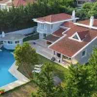 Вилла в Турции, Стамбул, 500 кв.фт.