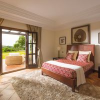 Вилла в горах, в пригороде, в лесу в Испании, Андалусия, 985 кв.м.