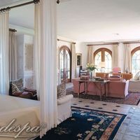 Вилла в горах, в пригороде в Испании, Андалусия, 2000 кв.м.