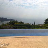 Вилла в пригороде, у моря в Испании, Каталония, Жирона, 420 кв.м.