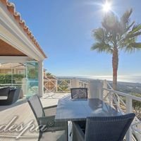 Villa in the suburbs, at the seaside in Spain, Andalucia, 750 sq.m.