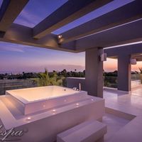 Вилла в пригороде, у моря в Испании, Андалусия, 700 кв.м.