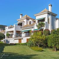 Villa in the mountains, in the suburbs, at the seaside in Spain, Andalucia, 810 sq.m.