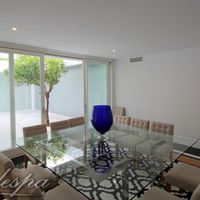 Вилла в пригороде, у моря в Испании, Андалусия, 1070 кв.м.