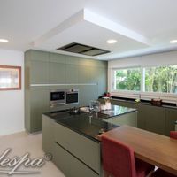 Вилла в пригороде, у моря в Испании, Андалусия, 1070 кв.м.