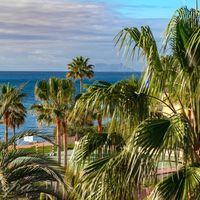 Penthouse in the suburbs, at the seaside in Spain, Andalucia, 155 sq.m.