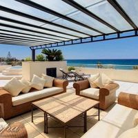 Пентхаус в пригороде, у моря в Испании, Андалусия, 720 кв.м.