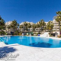 Пентхаус в пригороде, у моря в Испании, Андалусия, 450 кв.м.