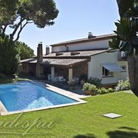 Элитная недвижимость в Испании, Каталония, Жирона, 650 кв.м.