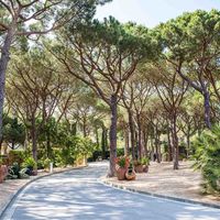 Вилла в пригороде, у моря в Испании, Каталония, Барселона, 1000 кв.м.