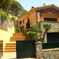 House in Spain, Catalunya, Barcelona, 259 sq.m.
