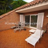 House at the seaside in Spain, Catalunya, Barcelona, 425 sq.m.