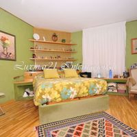 Квартира в большом городе, у моря в Испании, Каталония, Барселона, 220 кв.м.