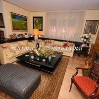 Квартира в большом городе, у моря в Испании, Каталония, Барселона, 220 кв.м.