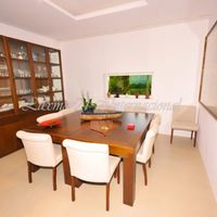 Вилла в большом городе, в пригороде, у моря в Испании, Каталония, Барселона, 1100 кв.м.