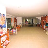 Вилла в большом городе, в пригороде, у моря в Испании, Каталония, Барселона, 1100 кв.м.