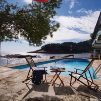 Villa in the suburbs, at the seaside in Spain, Catalunya, Girona, 900 sq.m.