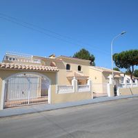 Villa at the seaside in Spain, Comunitat Valenciana, Alicante, 370 sq.m.