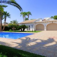 Villa at the seaside in Spain, Comunitat Valenciana, Cabo Roig, 300 sq.m.