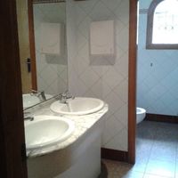 Другая коммерческая недвижимость у моря в Испании, Валенсия, Торревьеха, 180 кв.м.