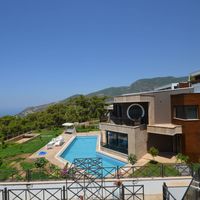Villa in the mountains in Turkey, Alanya, 450 sq.m.