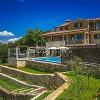 Villa in the suburbs in Croatia, Istarska, Rabac, 433 sq.m.