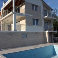 Villa in the suburbs, at the seaside in Croatia, Primorsko-Goranska, Icici, 275 sq.m.