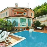 Villa at the seaside in Croatia, Opatija, 460 sq.m.