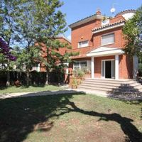 Villa in Spain, 300 sq.m.