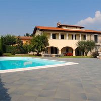 Вилла в Италии, Гарда, 300 кв.м.