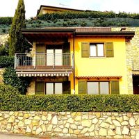 Вилла в Италии, Гарда, 130 кв.м.