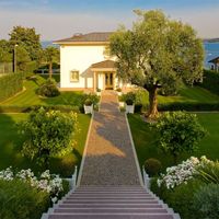 Вилла в Италии, Гарда, 700 кв.м.