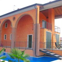 Вилла в Италии, Гарда, 200 кв.м.