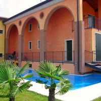 Вилла в Италии, Гарда, 200 кв.м.