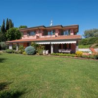 Villa in Italy, Garda, 300 sq.m.