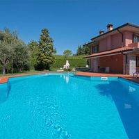 Villa in Italy, Garda, 300 sq.m.