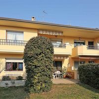 Villa in Italy, Garda, 260 sq.m.