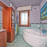 Villa in Italy, Garda, 260 sq.m.