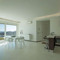 Villa in Italy, Garda, 200 sq.m.