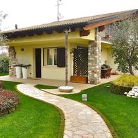 Вилла в Италии, Гарда, 280 кв.м.