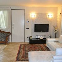 Вилла в Италии, Гарда, 280 кв.м.