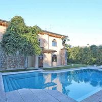 Вилла в Италии, Гарда, 200 кв.м.