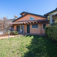 Апартаменты в Италии, Гарда, 272 кв.м.